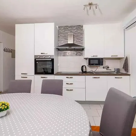 In 51197 Apartman