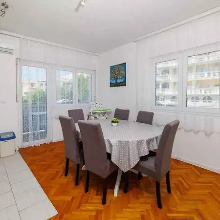 Apartman In 51197 Crikvenica